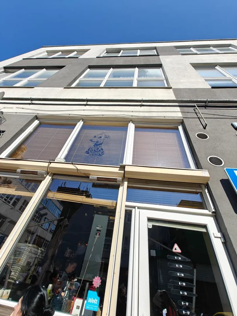 Backstage Roastery Café